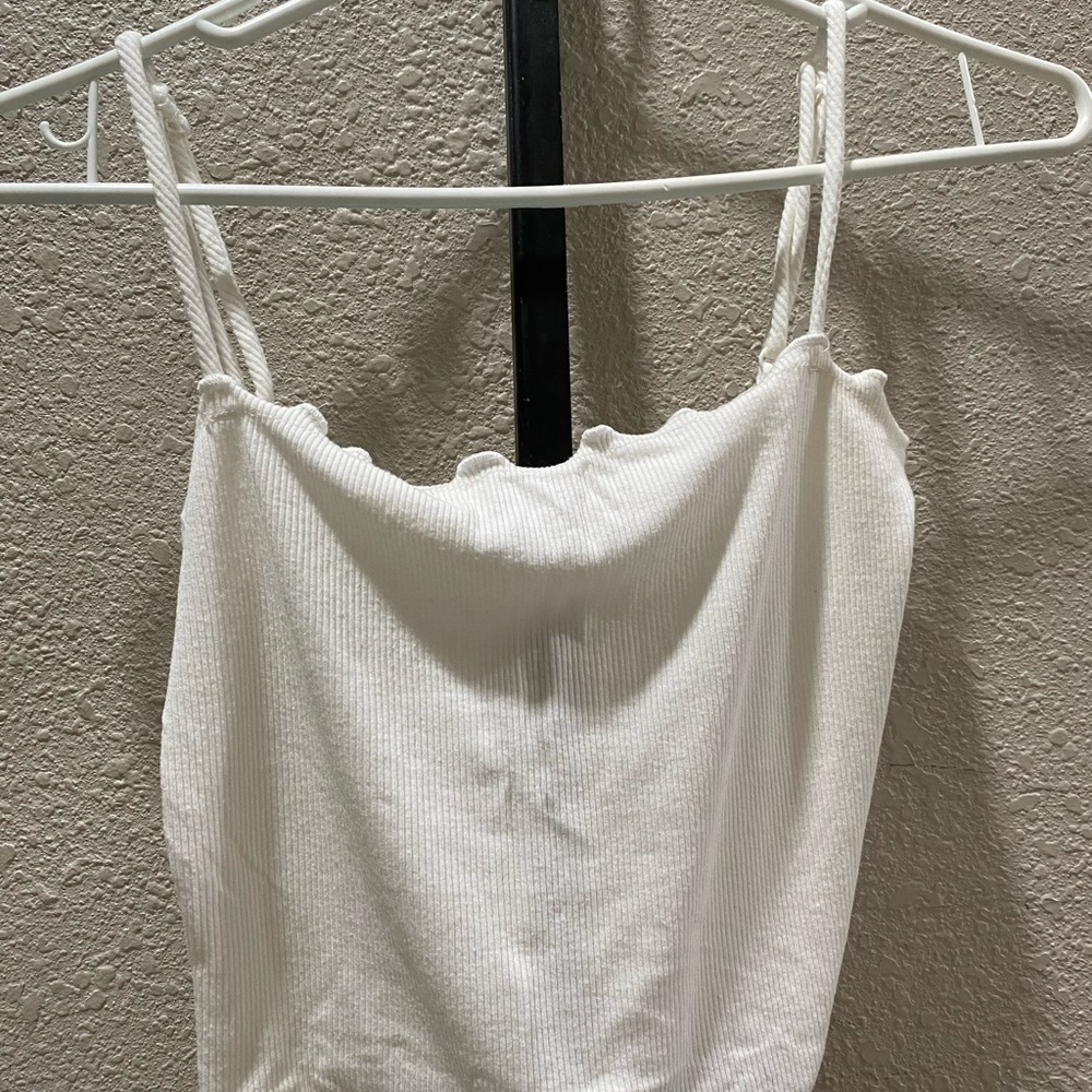 White crop top